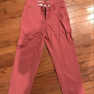 Salmon colored flat front capris